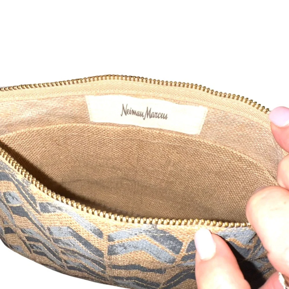 Neiman Marcus Cosmetic Pouch – Jute Make-Up Bag, Grey/Black & Tan - NWOT
